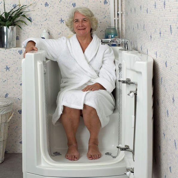 Installer une baignoire à porte à Saint-Étienne