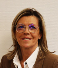 MARTINE_LE_BARS